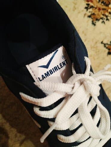 Məktəbli forması: Krasovka 1 dəfə geyinilib,baha alınıb balaca olduğundan satılır,ölçü — 4