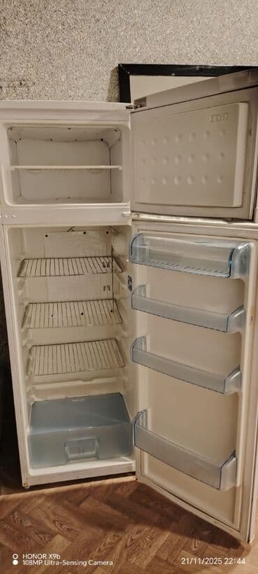 Aspiratorlar: 2 qapılı Beko Soyuducu Satılır, rəng - Ağ — 2