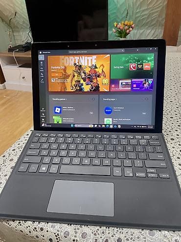 dell notebook adapter: Dell 2 in 1 Tablet 5290 Intel i5 8350U /8GB Ram,256GB SSD — 2