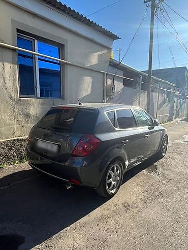 opel astra 2007: Kia Ceed: 1.4 l | 2009 il Hetçbek — 4