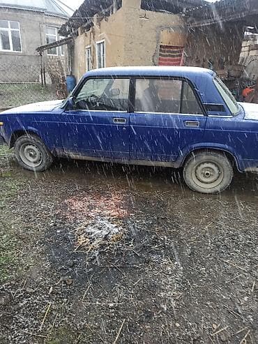 avto 312: VAZ 2107, mavi rəng, 4 qapılı sedan. Ela veziyyetdedi Depazitide — 2
