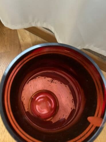 etirşah gülü: Bir vaza — 3