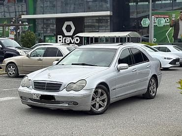 mersedes babin: Mercedes-Benz C-Class: 2.2 l | 2001 il Sedan — 3