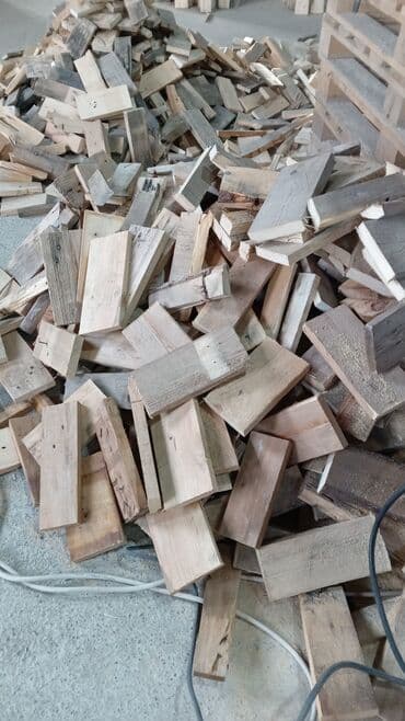 odun taxta: Odunlar meşoklarda, böyük meşok -3 man, balaca meşok- 2 man. Zabrat — 6