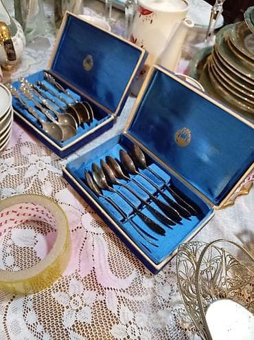 Məhsul: Qutu dəstində dekorativ çay/şirniyyat qaşıqları və desert