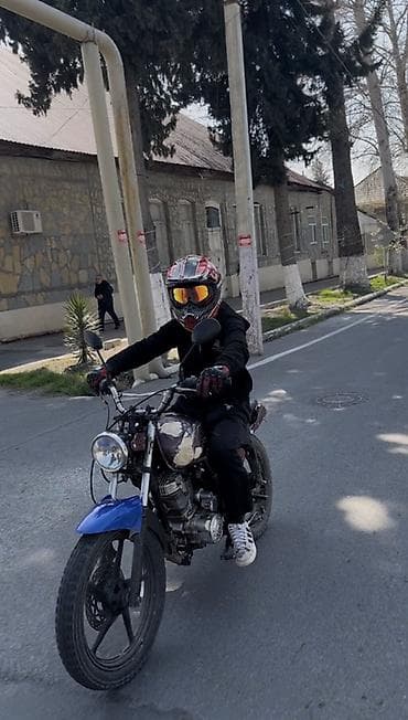 moto kaskı: Zontes - Tigr150, 150 sm3, 2011 il, 2000 km — 3