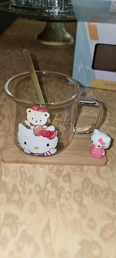 bir yas tortlari: Çay dəsti, rəng - Qızılı, Şüşə, 1 nəfərlik — 1