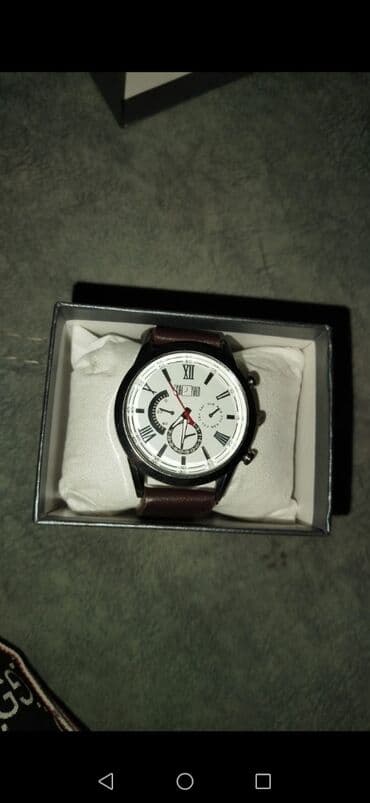 el fecr saat: Kişi qol saatı – klassik üslubda - Ağ rəngli siferblat, qara roma — 1