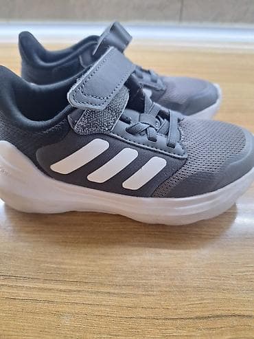 Uşaq ayaqqabıları: Rəng - Boz Krossovkalar, Adidas, Ölçü: 33, Uniseks — 1