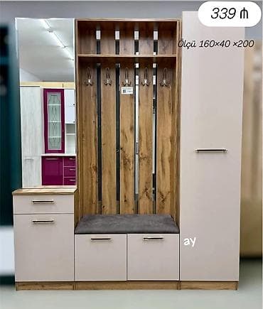 *Dəhliz Dolabi* – Sifarişlə Hazırlanır Ölçü: 160 × 40 × 200 Rəng