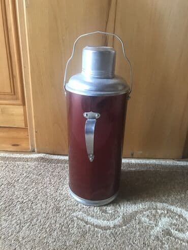 Rəng - Qırmızı, Termos, 2 l, Rusiya