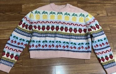 qadın puloverləri: Müxtəlif meyvə naxışları ilə bəzədilmiş, uzunqol, yumşaq toxunma — 1