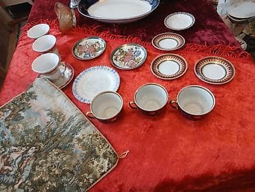 xocali sekilleri: Qədimi/klassik üslubda müxtəlif porselen və şüşə süfrə ləvazimatları — 6