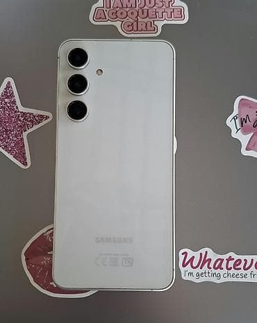 iphone 11 dubai phone: Samsung Galaxy S24 FE, 128 GB, rəng - Bej, Barmaq izi — 1