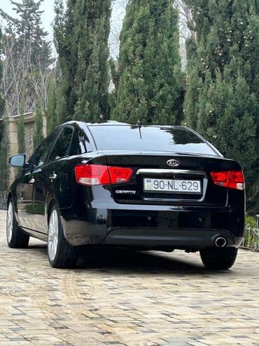 Kia: Kia Cerato: 1.6 l | 2011 il Sedan — 8