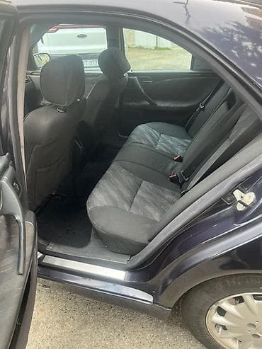 210 mersedes: Mercedes-Benz E 220: 2.2 l | Sedan — 7