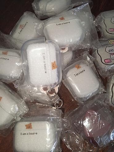 giyim: 12 ədəd airpods üçün qoruyucu keyslər 8 manat 3 ədəd Airpods Pro 3 — 2