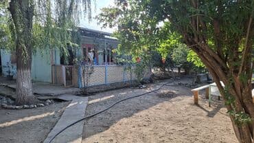 готовые дома продажа: Həyət evi və geniş bağ sahəsi - Daş hasarlı, darvazalı həyət. Girişdə — 11