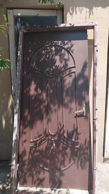 seyfi qapi: Metall giriş qapısı və çərçivə dəsti - Material: qalın metal təbəqə — 1