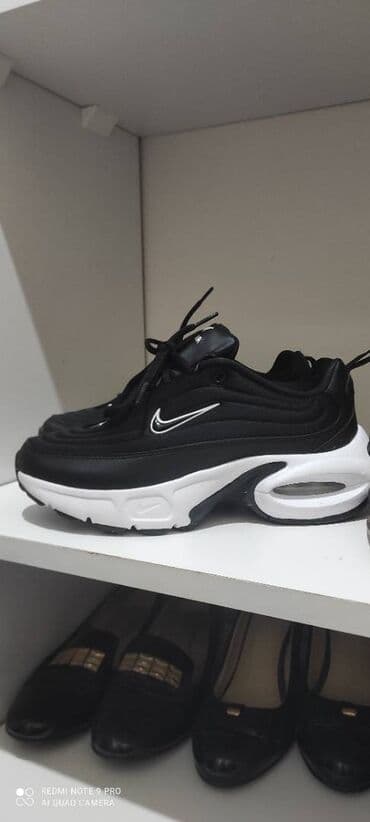 Tuflilər: Ölçü: 38, Yeni — 1