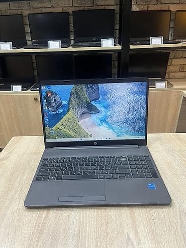 İşlənmiş HP Pavilion, 15.6 ", Intel Core i3, 256 GB, Ödənişli çatdırılma