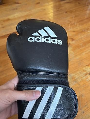 boks əlcəyi: Boks üçün əlcəklər dəsti - Brendlər: Adidas və Venum (2 cüt) - Rəng — 3