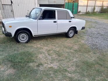 опель зафира а: Lada 2107 sedan – ağ rəng Xüsusiyyətlər: - Kuzov: 4 qapılı sedan, ağ — 3