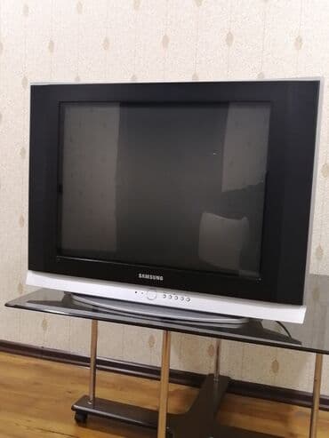 İşlənmiş Televizor Samsung 82" Ünvandan götürmə