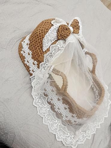 Beşiklər: Oğlan və qız üçün, Beşik, Matras ilə, Yellənmə mexanizmsiz — 1