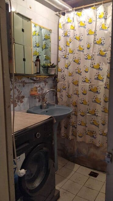 9 ci mikrorayon satilan evler: Bakı, Qaraçuxur qəs., 4 otaqlı, Köhnə tikili, 110 kv. m — 5