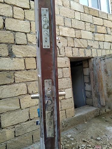 kala bitkisi: Dəmir giriş qapısı - Material: polad/dəmir, bərk konstruksiya - Rəng — 4