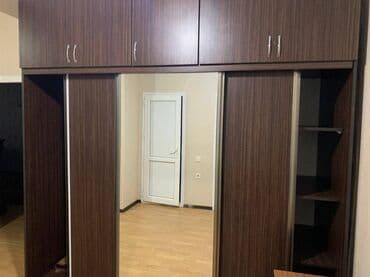 28 mayda 2 otaqli kiraye evler: 8 noyabr metrosuna Aviasiya universitetinə yaxın 18 mertebeli binanın — 6