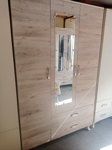 Dolablar: Düz dolab, Qarderob, paltar dolabı — 2