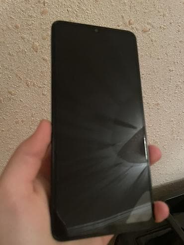 j4 2018 ekran: Samsung Galaxy A06, 128 GB, rəng - Boz, Barmaq izi — 4