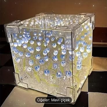 rengli lampalar: LED Çiçəkli İşıq Kubu – dekorativ masaüstü işıq Hədiyyə verməy uçun — 2