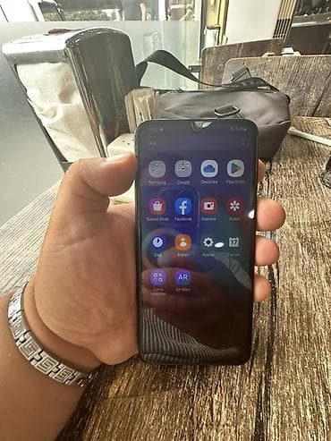 ipod mp3 player: Samsung Galaxy A20, 32 GB, rəng - Qara, İki sim kartlı — 4