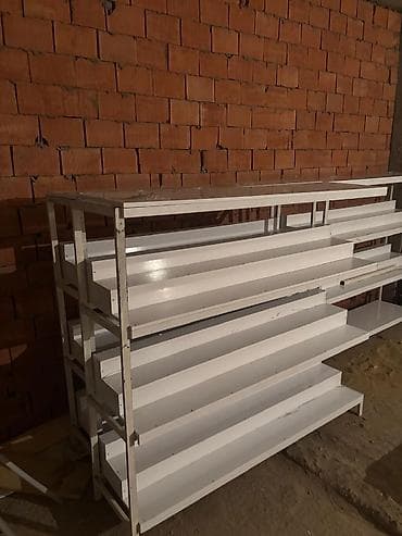 Mağaza avadanlığı: Mağaza üçün metal vitrin rəfləri - Material: möhkəm metal karkas, ağ — 5