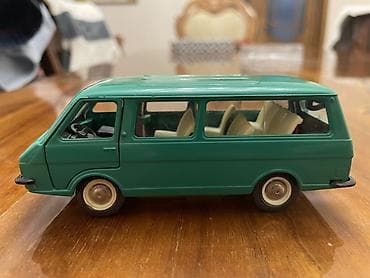 Sssr 1:43 ölçüdə Raf 2203.Nömrəli buraxlış A18.Yaxşı vəziyyətdədir