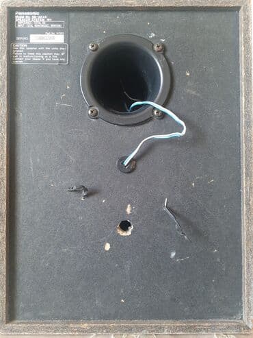 Qulaqcıqlar: Panasonic 50 manat Aıwa 45 manat Sarı kalonka 50 manat Sony (kvadrat) — 2