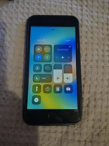 iphone 5s ucuz: IPhone 8 Plus, Qara, Barmaq izi — 10
