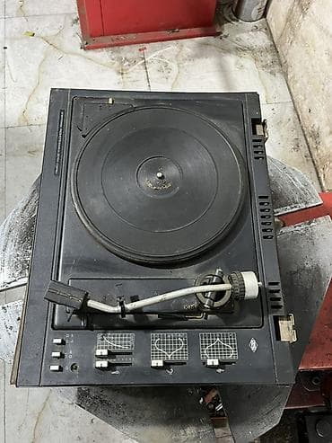 духовой деревянный инструмент: Vinil plaqqrafı (plastinka pleyeri) - Klassik vintaj vinil çalğı — 2