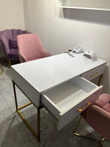 taxt ustu pakrival: Manikür stolu satilir az işledilib — 4