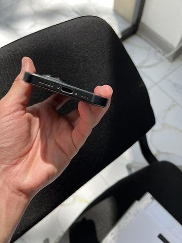 type c hub: IPhone 14, Qara — 4