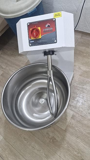 Холодильное оборудование: Çağdaş Makina sənaye tipli xəmir yoğurma maşını - Brend/model: Çağdaş — 1