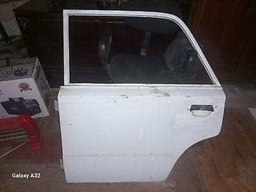 vaz qapi: Məhsul: Avtomobil qapısı (sol ön) Material: Metal Rəng: Ağ Təsvir: - — 7
