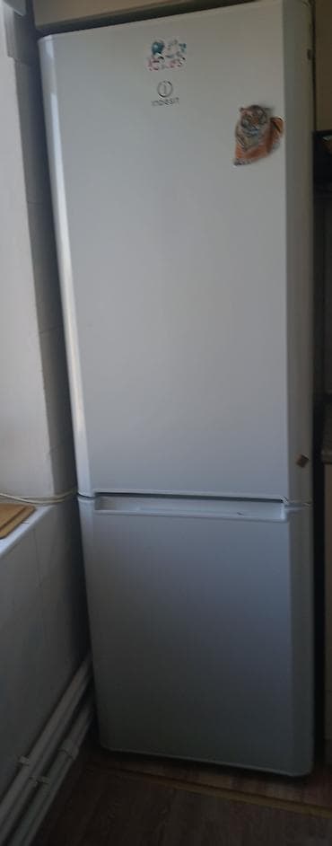 2 qapılı Indesit Soyuducu Satılır, rəng - Ağ — 1