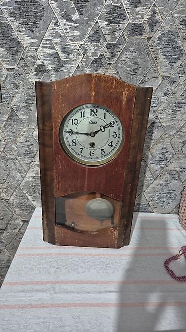 Satılır. işləkdir. açarı var. qiyməti 100 manat. endirim ediləcək