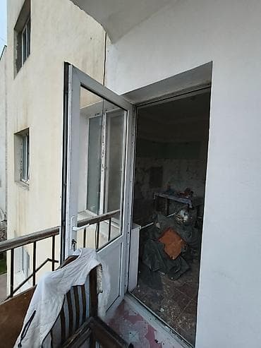 parket satiram: Qapı və pəncərələr satılır biri 50 manatdan 4 qapı - 90-220 sm 3 — 1