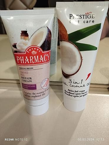 sir urekli: Ayaq pencelerindeki catlara qarsi krem qiymetleri 6 ve 7 AZN ilk — 1