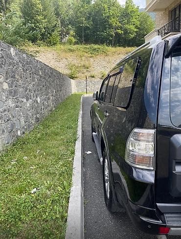 niva satilir: Mitsubishi Pajero: 3 l | 2007 il 240000 km Ofrouder/SUV — 9